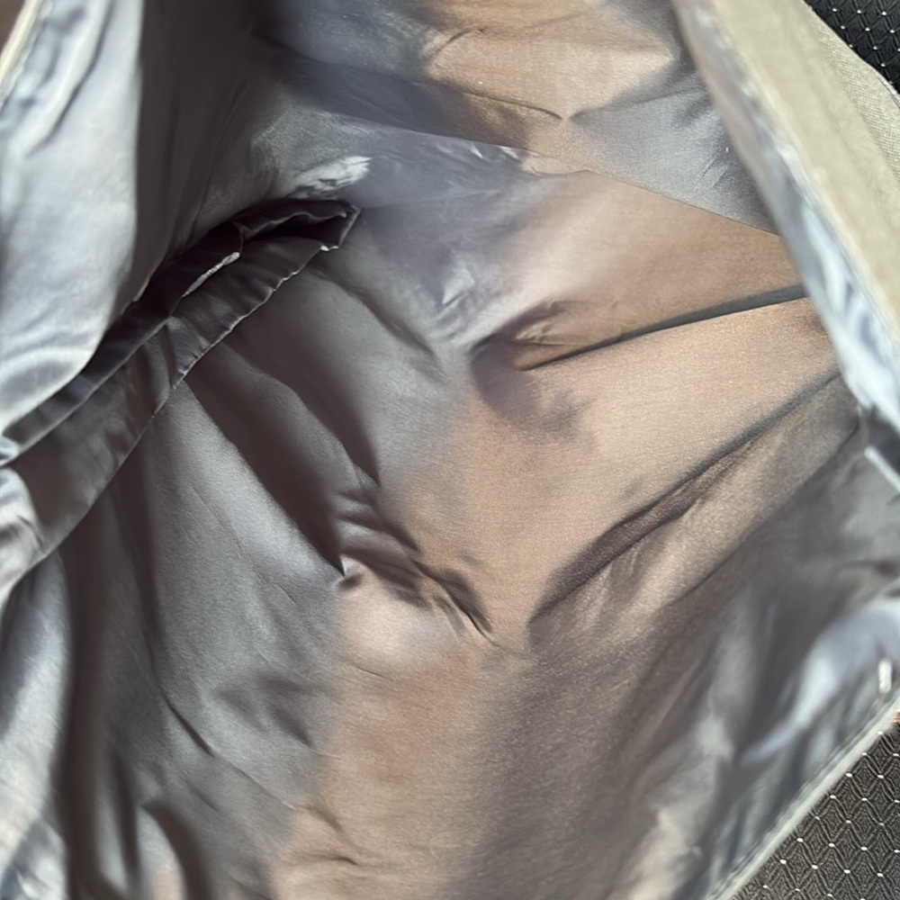 ISSEY MIYAKE PARFUMS Satchel Style Foldover Grey Backpack - Picture 8 of 8